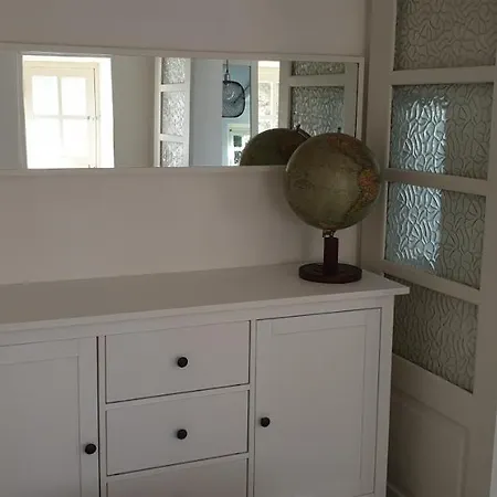 Montes De Baixo * אודסש