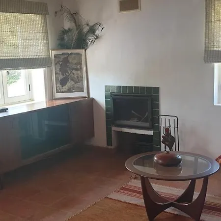 Montes De Baixo Country house