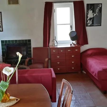 Montes De Baixo Country house